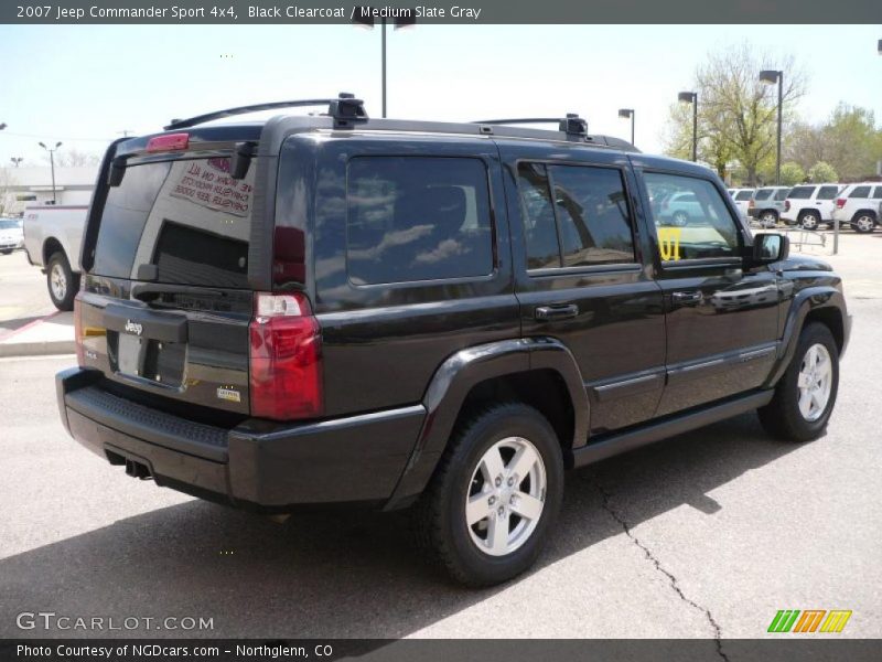 Black Clearcoat / Medium Slate Gray 2007 Jeep Commander Sport 4x4
