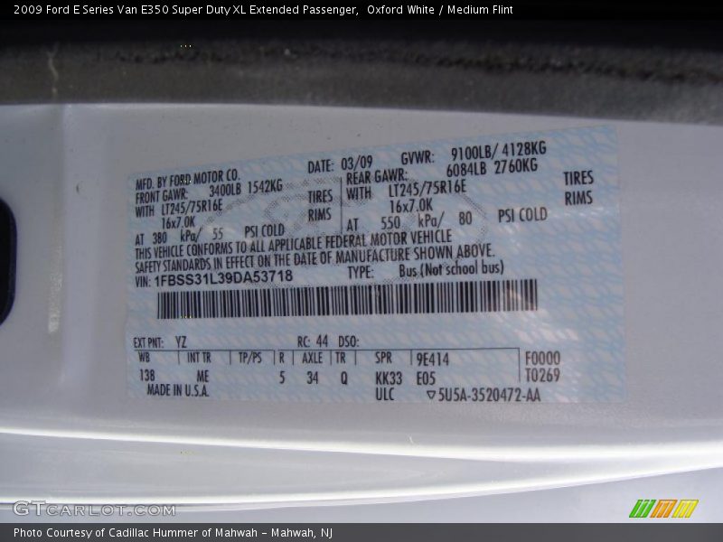 Oxford White / Medium Flint 2009 Ford E Series Van E350 Super Duty XL Extended Passenger