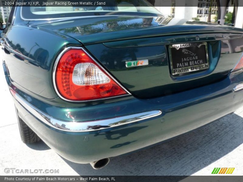 Jaguar Racing Green Metallic / Sand 2004 Jaguar XJ XJR