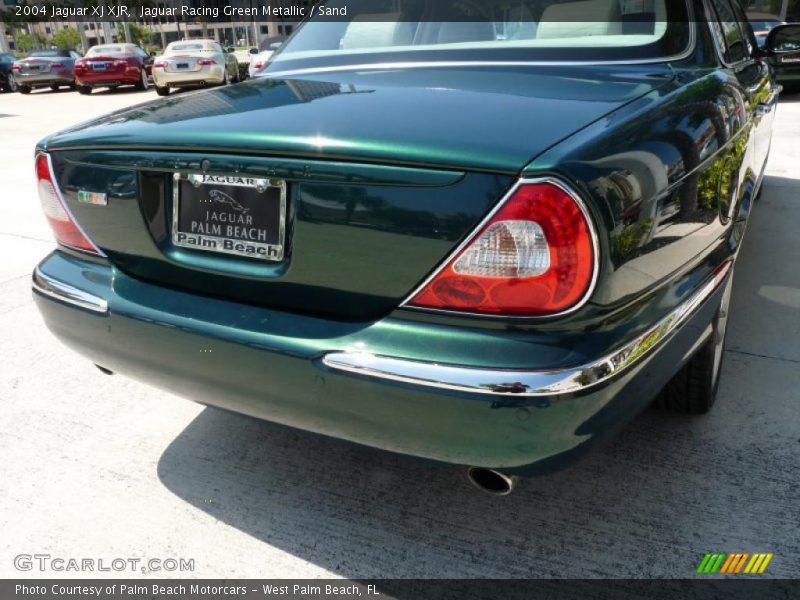 Jaguar Racing Green Metallic / Sand 2004 Jaguar XJ XJR