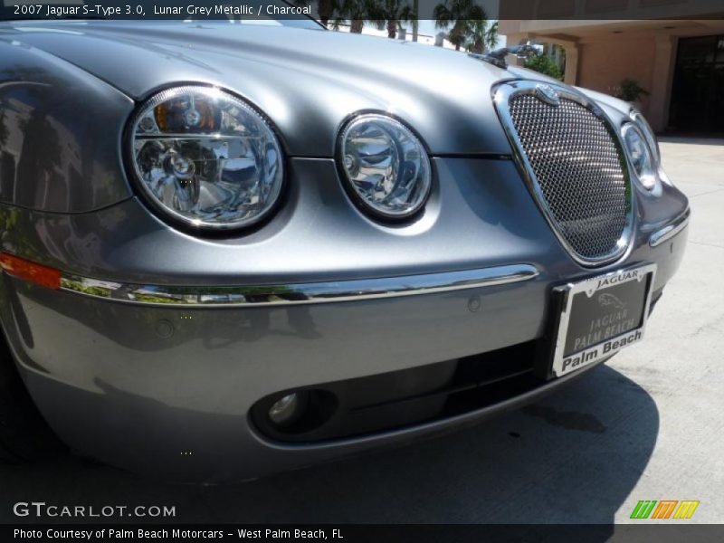 Lunar Grey Metallic / Charcoal 2007 Jaguar S-Type 3.0