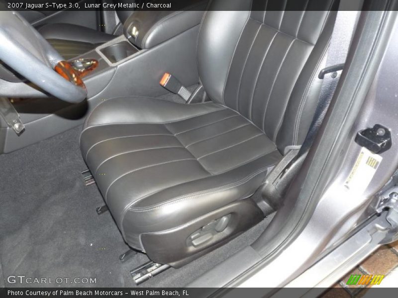 Lunar Grey Metallic / Charcoal 2007 Jaguar S-Type 3.0