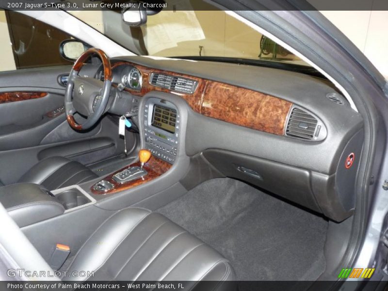 Lunar Grey Metallic / Charcoal 2007 Jaguar S-Type 3.0