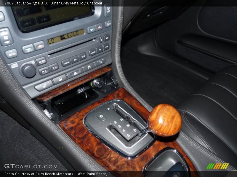 Lunar Grey Metallic / Charcoal 2007 Jaguar S-Type 3.0