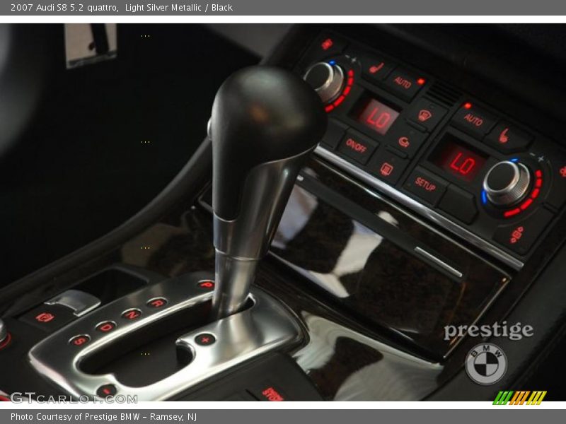 Light Silver Metallic / Black 2007 Audi S8 5.2 quattro