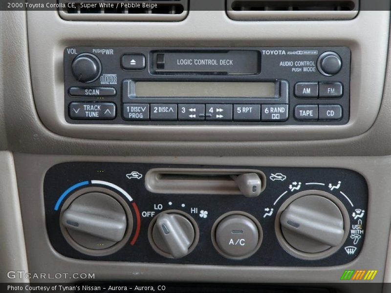 Super White / Pebble Beige 2000 Toyota Corolla CE
