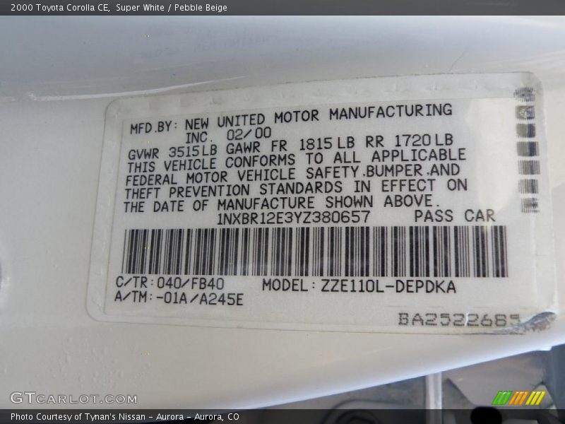 Super White / Pebble Beige 2000 Toyota Corolla CE