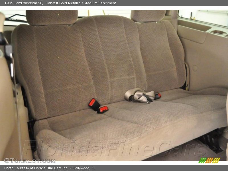 Harvest Gold Metallic / Medium Parchment 1999 Ford Windstar SE