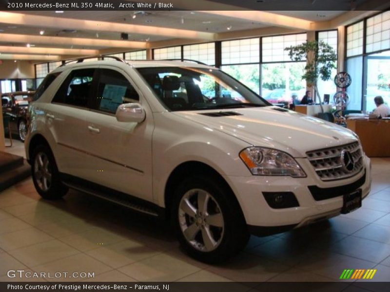 Arctic White / Black 2010 Mercedes-Benz ML 350 4Matic