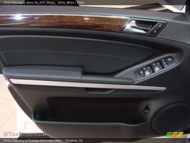 Arctic White / Black 2010 Mercedes-Benz ML 350 4Matic