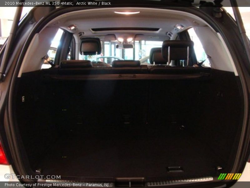 Arctic White / Black 2010 Mercedes-Benz ML 350 4Matic