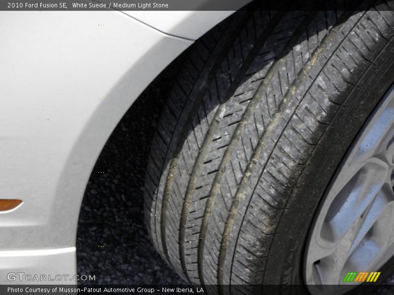 White Suede / Medium Light Stone 2010 Ford Fusion SE