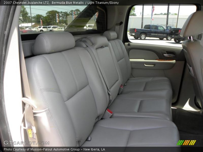 Bermuda Blue Metallic / Light Titanium/Ebony 2007 Chevrolet Avalanche LTZ
