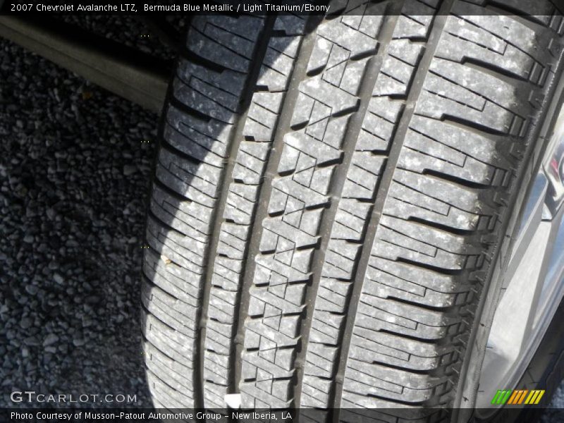 Bermuda Blue Metallic / Light Titanium/Ebony 2007 Chevrolet Avalanche LTZ