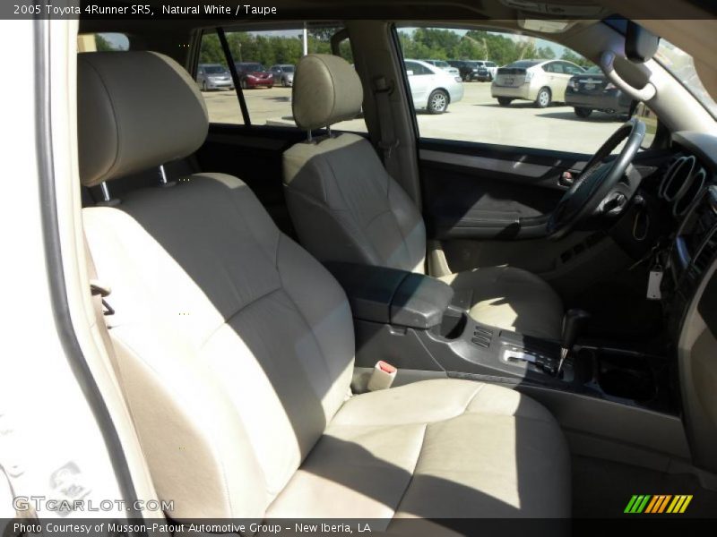 Natural White / Taupe 2005 Toyota 4Runner SR5