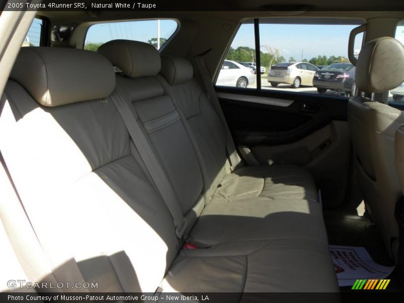 Natural White / Taupe 2005 Toyota 4Runner SR5