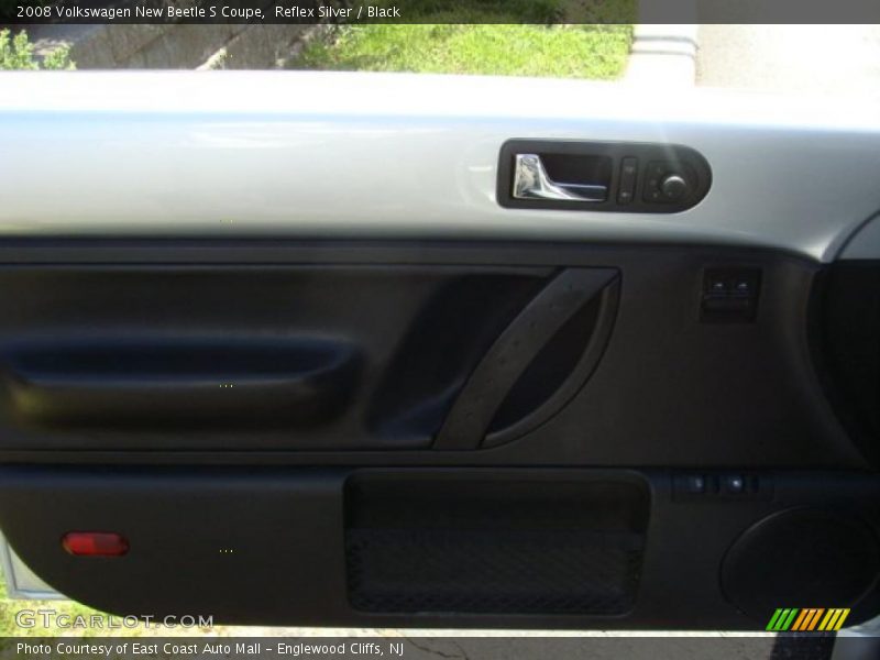 Reflex Silver / Black 2008 Volkswagen New Beetle S Coupe