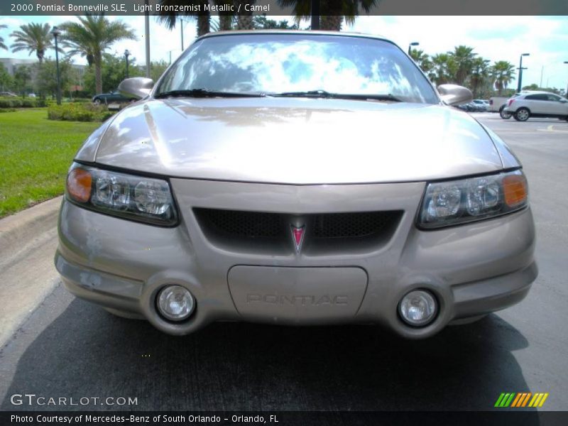 Light Bronzemist Metallic / Camel 2000 Pontiac Bonneville SLE