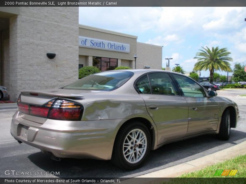 Light Bronzemist Metallic / Camel 2000 Pontiac Bonneville SLE