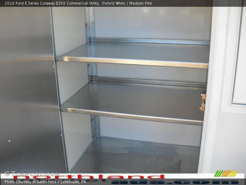 Oxford White / Medium Flint 2010 Ford E Series Cutaway E350 Commercial Utility