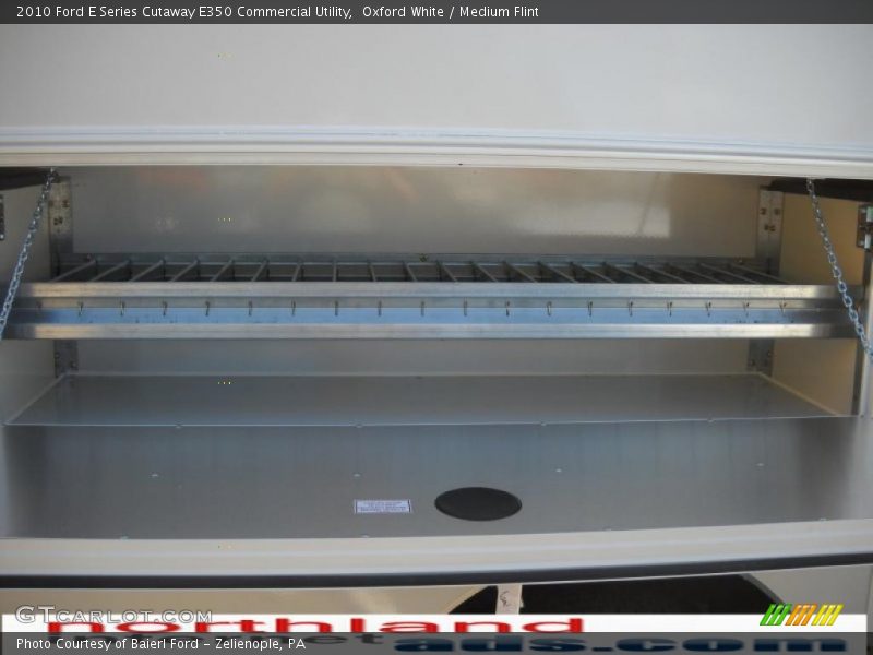 Oxford White / Medium Flint 2010 Ford E Series Cutaway E350 Commercial Utility
