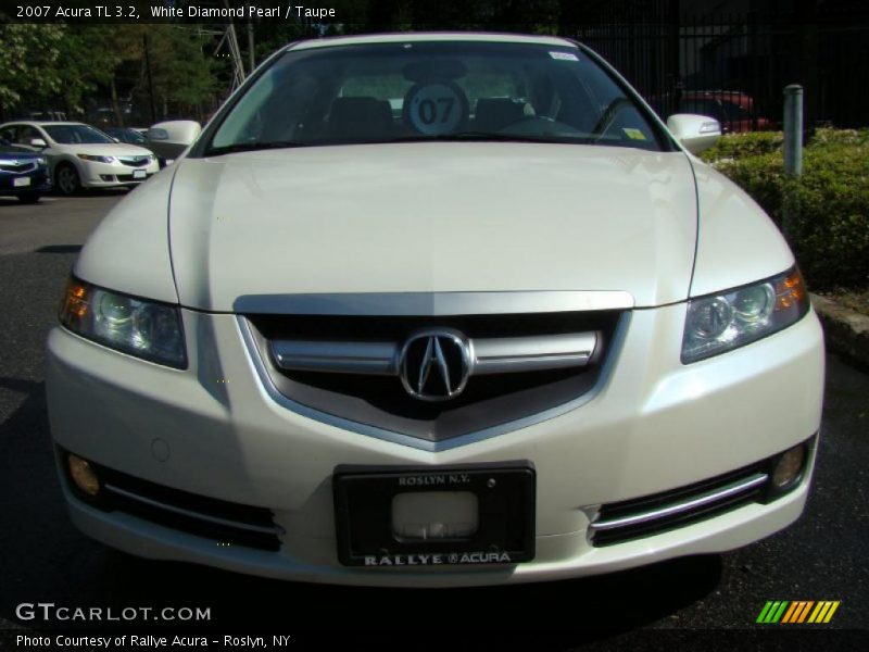 White Diamond Pearl / Taupe 2007 Acura TL 3.2