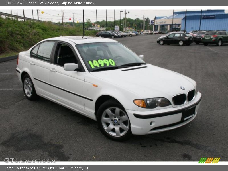 Alpine White / Black 2004 BMW 3 Series 325xi Sedan