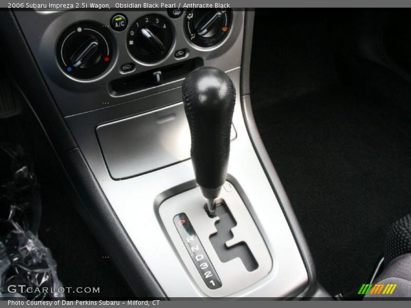 Obsidian Black Pearl / Anthracite Black 2006 Subaru Impreza 2.5i Wagon