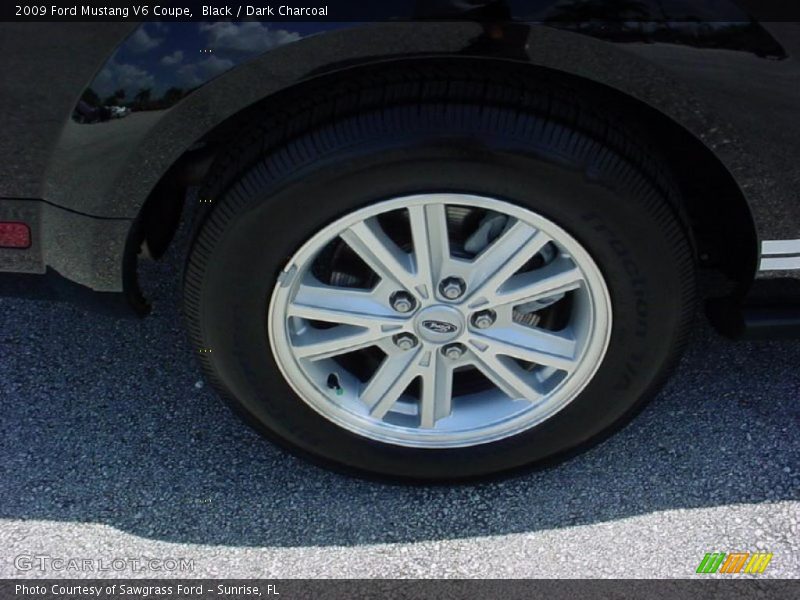 Black / Dark Charcoal 2009 Ford Mustang V6 Coupe