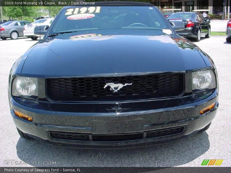 Black / Dark Charcoal 2009 Ford Mustang V6 Coupe