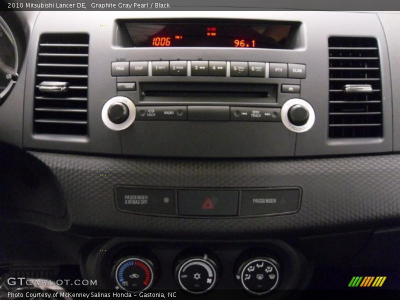Graphite Gray Pearl / Black 2010 Mitsubishi Lancer DE