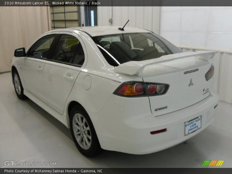 Wicked White Metallic / Black 2010 Mitsubishi Lancer ES