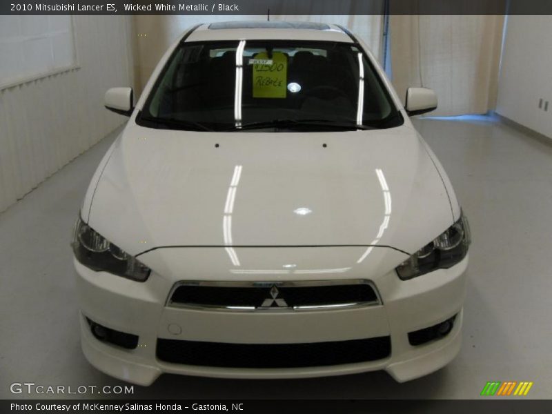 Wicked White Metallic / Black 2010 Mitsubishi Lancer ES