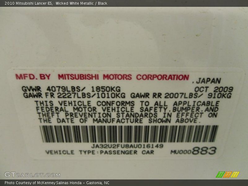 Wicked White Metallic / Black 2010 Mitsubishi Lancer ES
