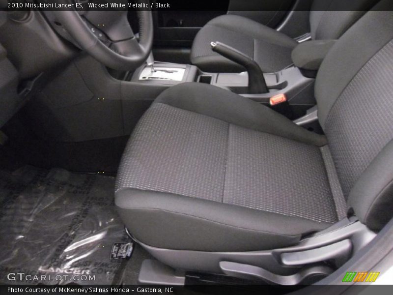 Wicked White Metallic / Black 2010 Mitsubishi Lancer ES