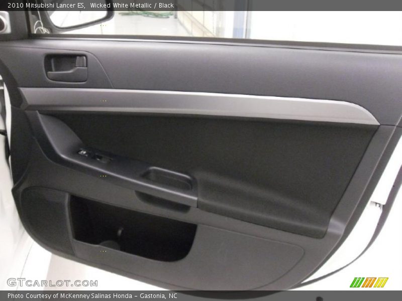 Wicked White Metallic / Black 2010 Mitsubishi Lancer ES