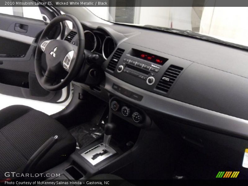 Wicked White Metallic / Black 2010 Mitsubishi Lancer ES