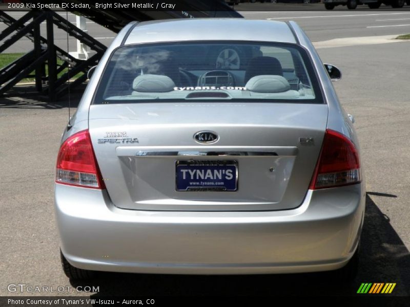 Bright Silver Metallic / Gray 2009 Kia Spectra EX Sedan