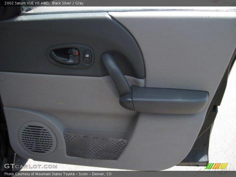 Black Silver / Gray 2002 Saturn VUE V6 AWD