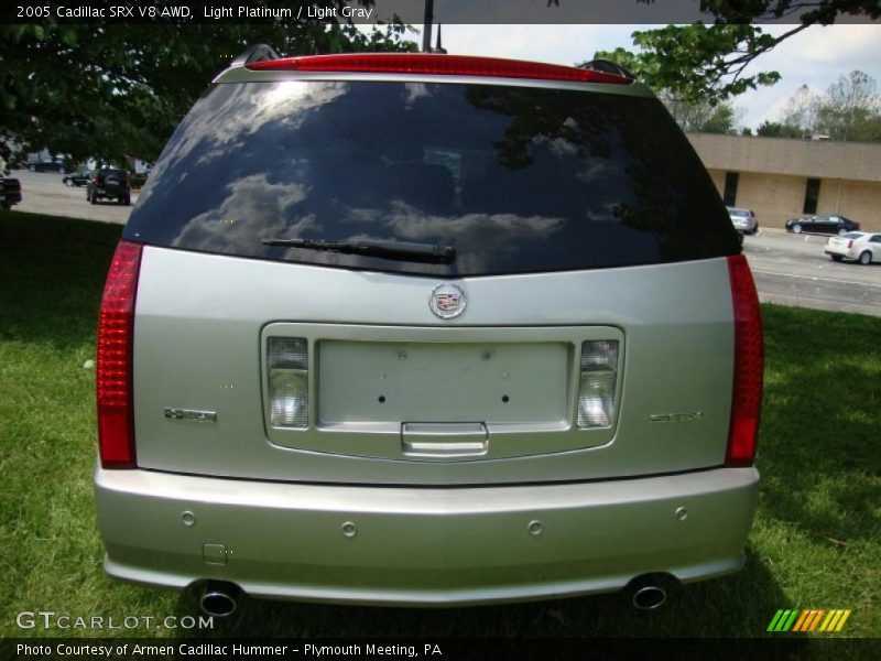 Light Platinum / Light Gray 2005 Cadillac SRX V8 AWD