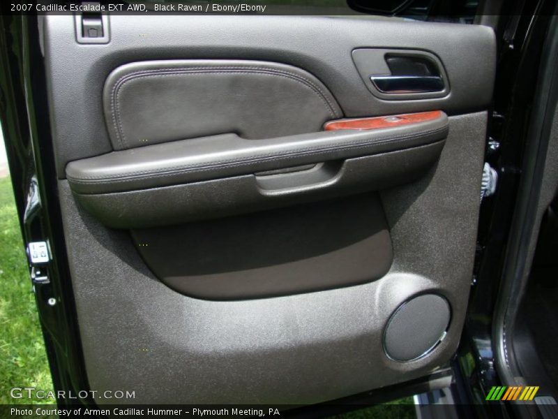 Black Raven / Ebony/Ebony 2007 Cadillac Escalade EXT AWD