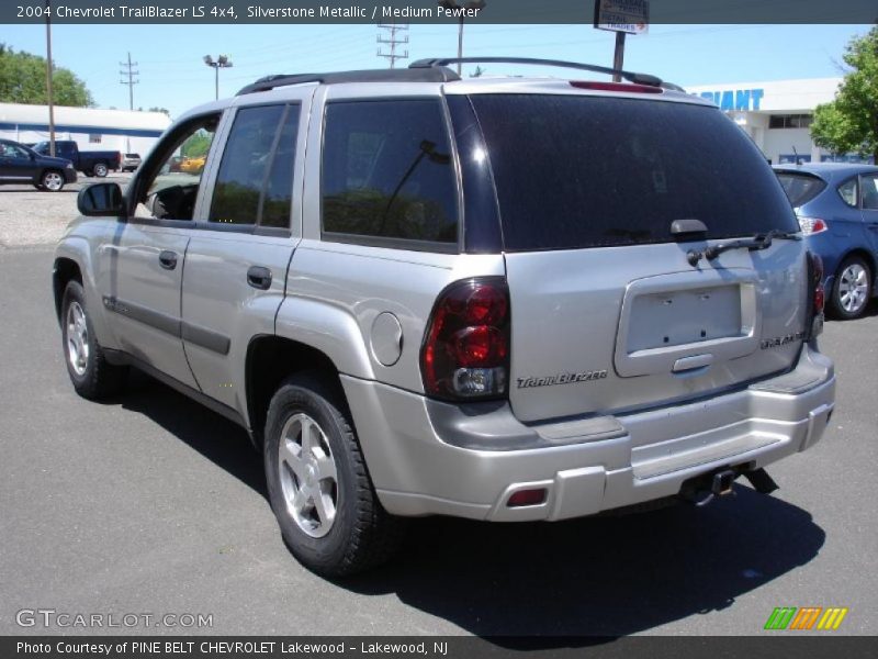 Silverstone Metallic / Medium Pewter 2004 Chevrolet TrailBlazer LS 4x4
