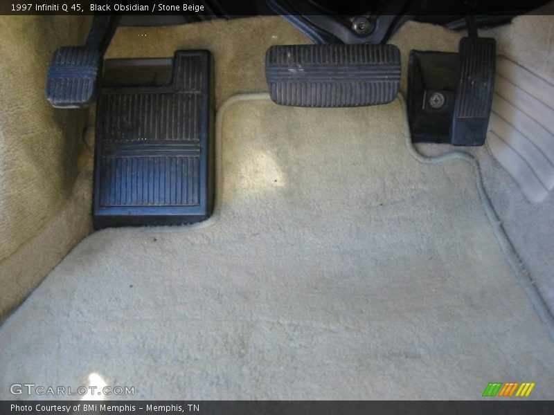 Black Obsidian / Stone Beige 1997 Infiniti Q 45