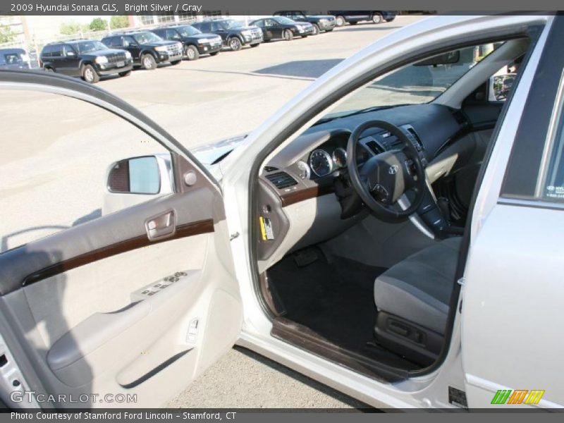 Bright Silver / Gray 2009 Hyundai Sonata GLS