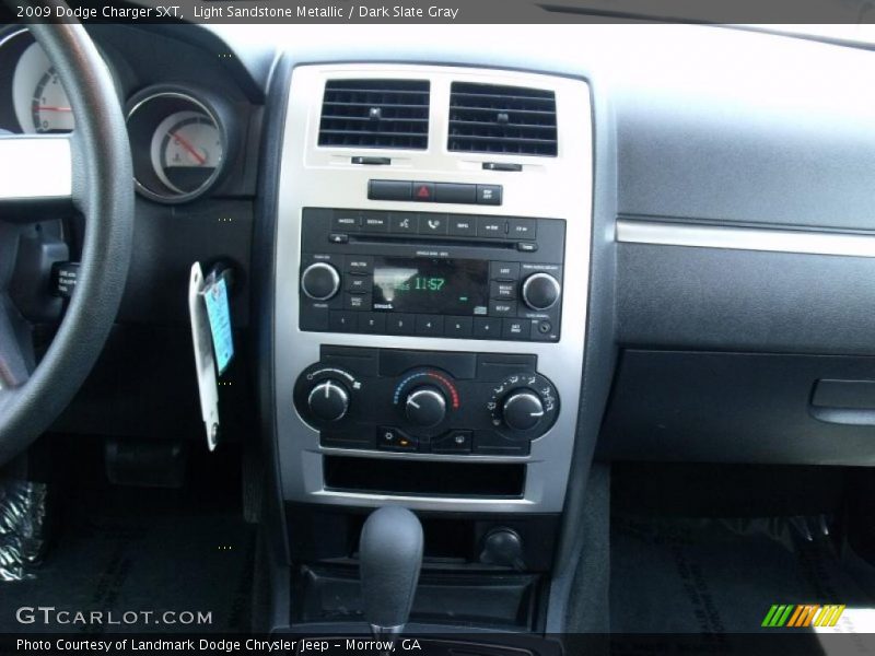 Light Sandstone Metallic / Dark Slate Gray 2009 Dodge Charger SXT