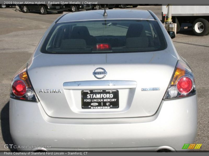 Radiant Silver Metallic / Charcoal 2009 Nissan Altima Hybrid