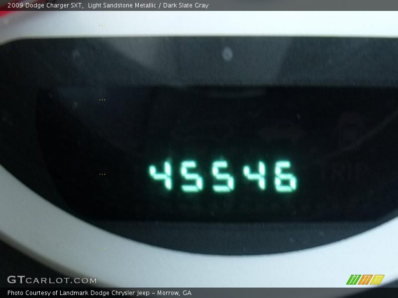 Light Sandstone Metallic / Dark Slate Gray 2009 Dodge Charger SXT