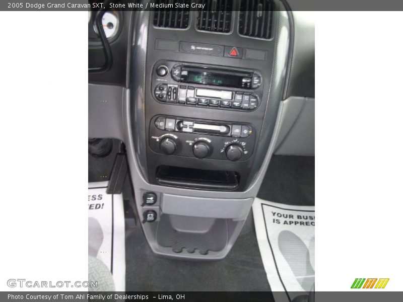 Stone White / Medium Slate Gray 2005 Dodge Grand Caravan SXT