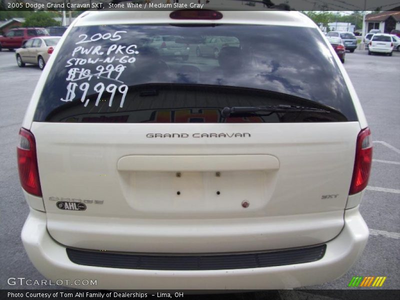 Stone White / Medium Slate Gray 2005 Dodge Grand Caravan SXT