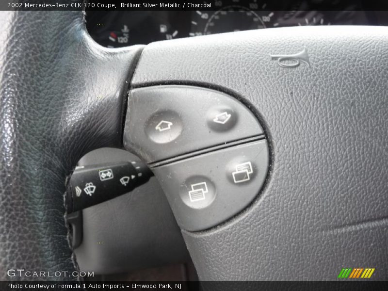 Brilliant Silver Metallic / Charcoal 2002 Mercedes-Benz CLK 320 Coupe